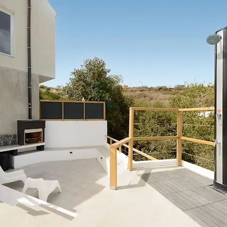 Вилла Con Piscina Y Vista Al Mar *