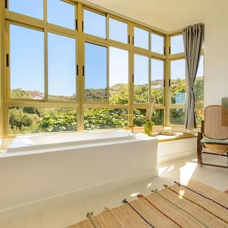 Con Piscina Y Vista Al Mar Мойя