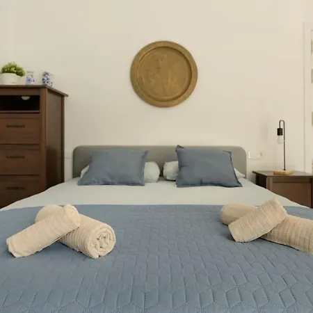 Con Piscina Y Vista Al Mar Мойя