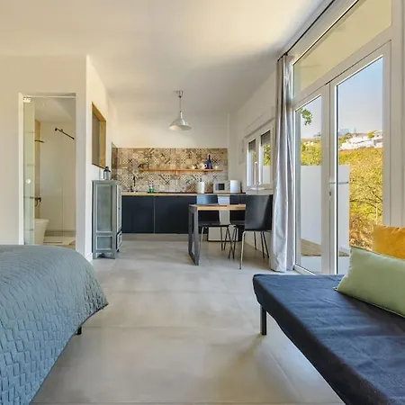 Вилла Con Piscina Y Vista Al Mar *