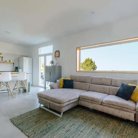 Вилла Con Piscina Y Vista Al Mar Мойя