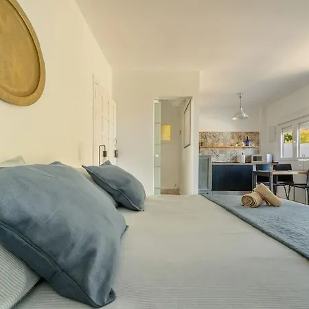 Con Piscina Y Vista Al Mar Вилла Мойя