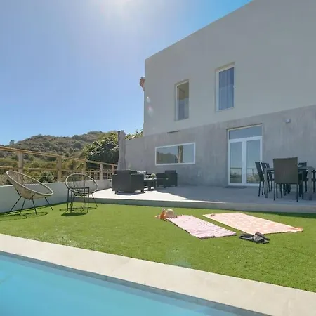 Вилла Con Piscina Y Vista Al Mar Мойя