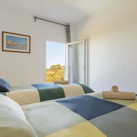 Con Piscina Y Vista Al Mar * Мойя