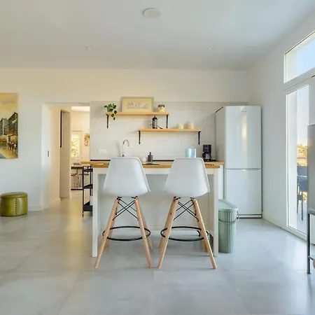 Con Piscina Y Vista Al Mar Вилла *