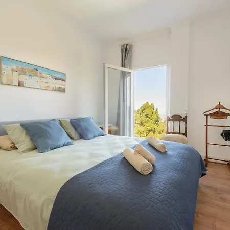 Con Piscina Y Vista Al Mar Вилла Мойя