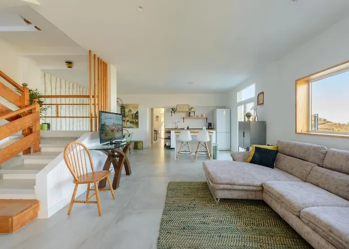 Villa Con Piscina Y Vista Al Mar *