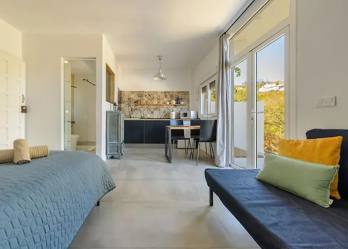 Villa Con Piscina Y Vista Al Mar *