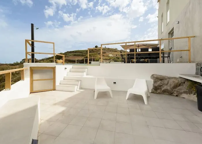 Con Piscina Y Vista Al Mar *